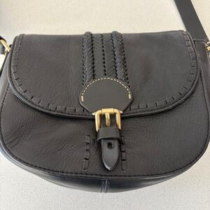 COLE HAAN leather crossbody bag BLACK Excellent Condition, hardly warn